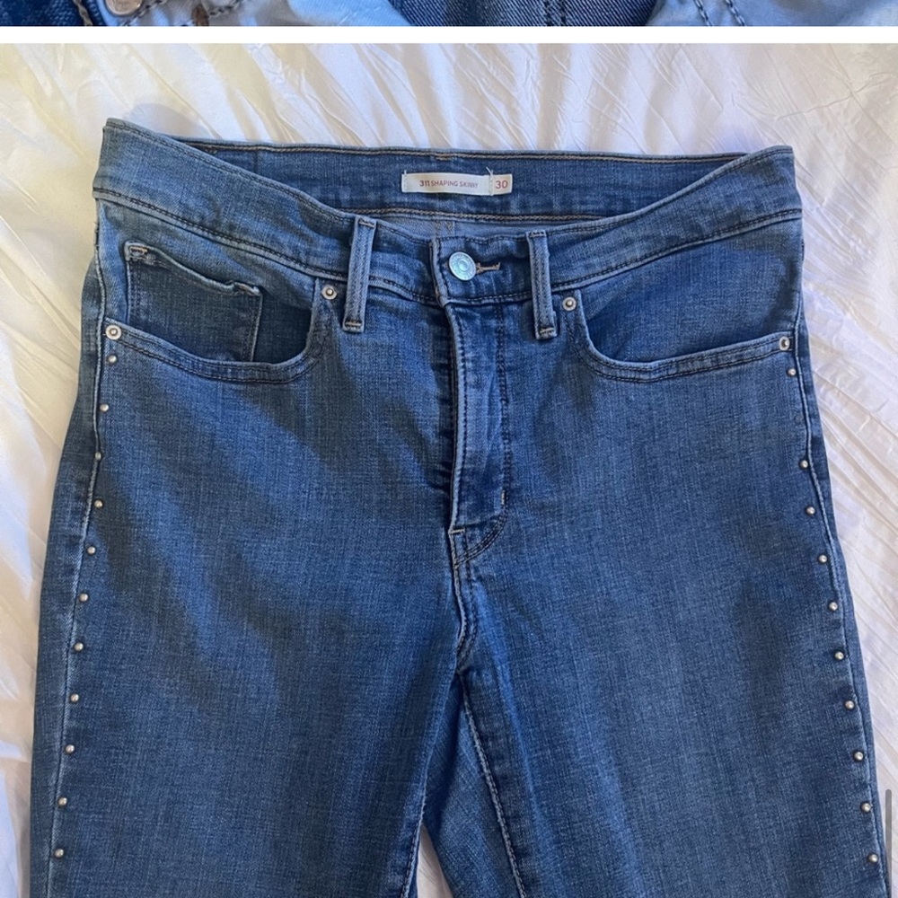 Levi’s - Picture 6 of 6